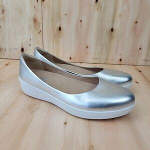Fitflop Superballerina Silver Leather Ballet Flats Slip On Shoes Womens Size 9.